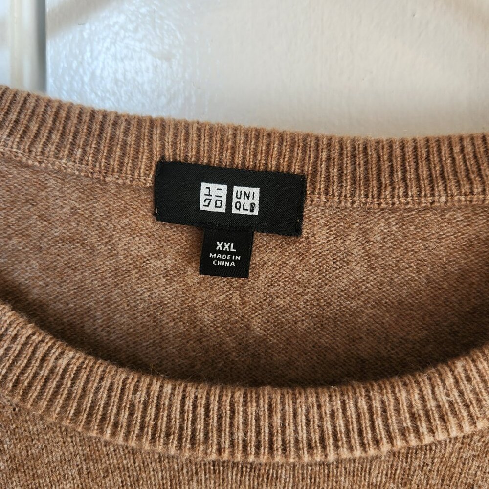 Uniqlo Men's 100% Cashmere Sweater -- Beige, Size XXL - Picture 2 of 6